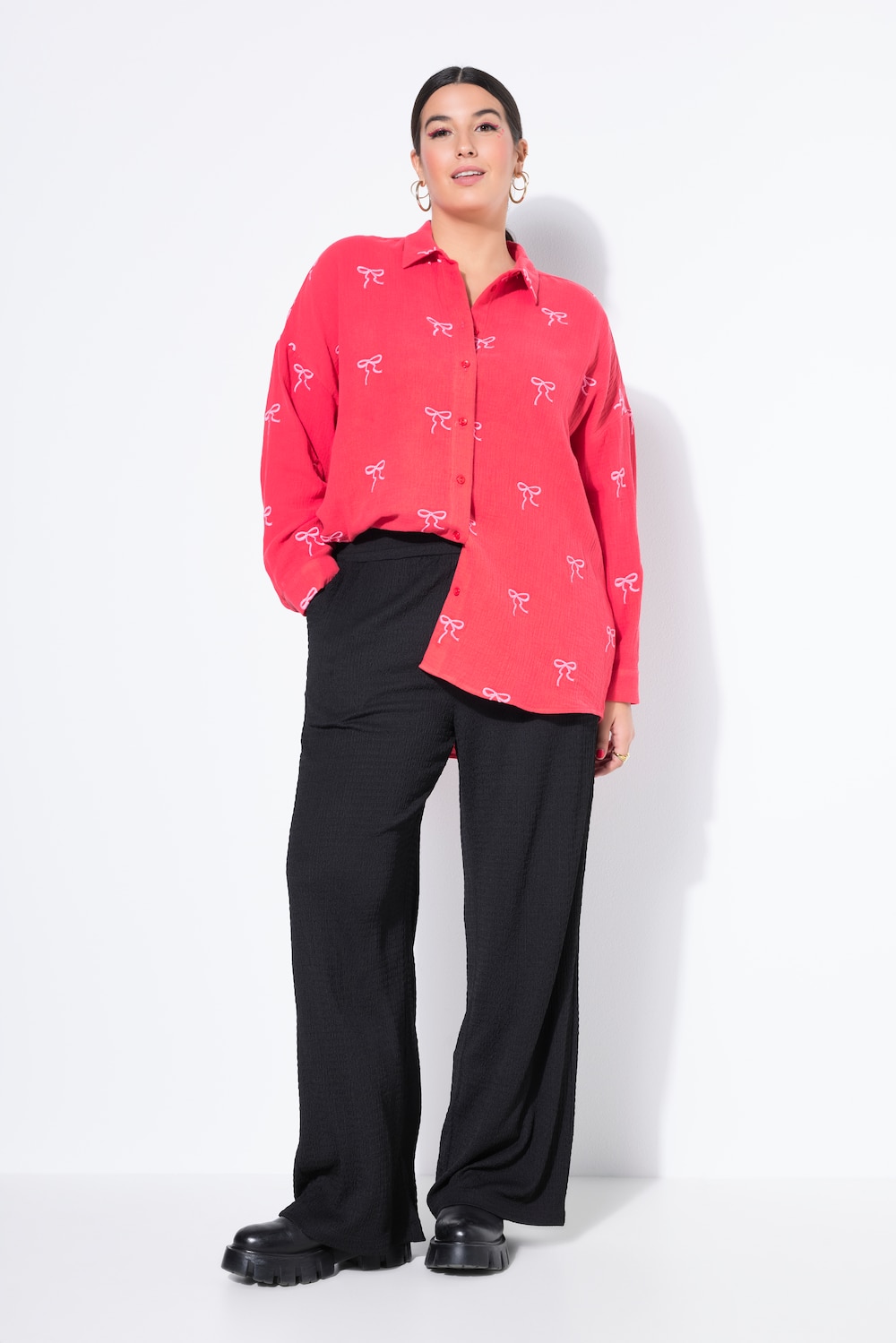 Bukser, brede ben, strutkur, elastisk linning