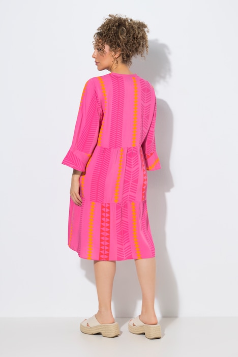 Robe imprimé graphique, col tunisien et manches 3/4