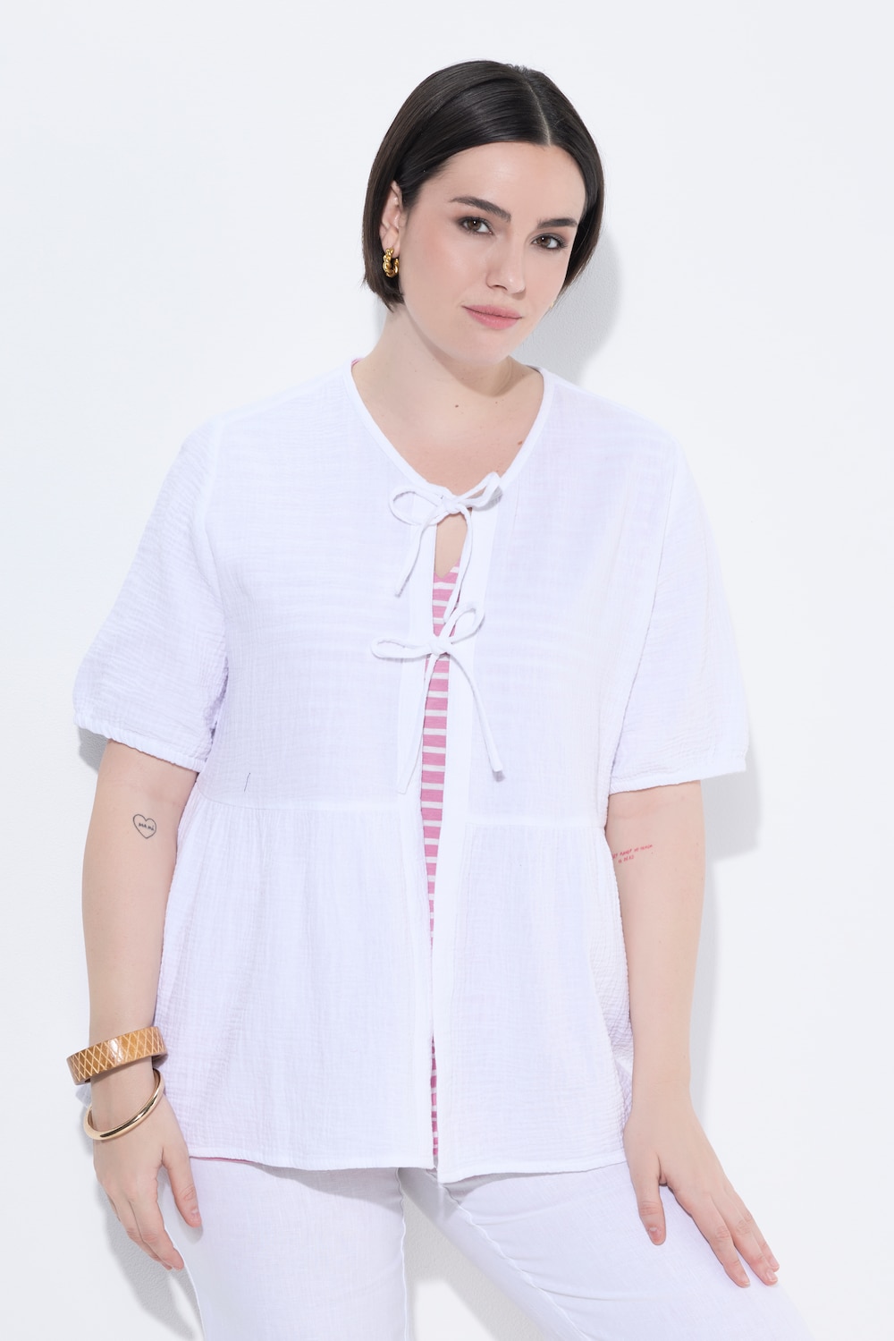 Musselin-Bluse, Schleifenverschluss, V-Ausschnitt, Halbarm