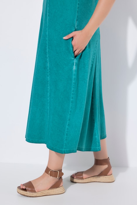 Vestido midi, cintas decorativas, pliegues godet, escote en V, sin mangas