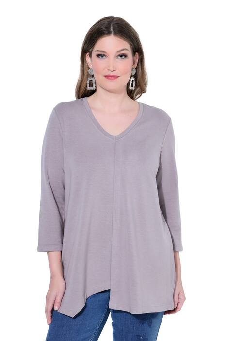 Asymmetric Hem 3/4 Sleeve Tee