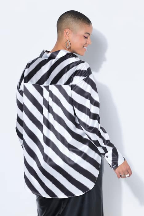 Overhemdblouse, oversized model, satijn, dwarsstrepen