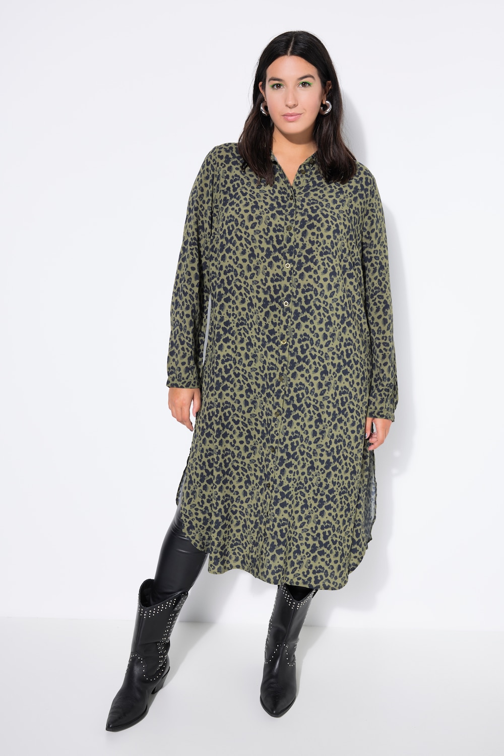 Große Größen Longbluse mit AOP Leo, Damen, grün, Größe: 42/44, Viskose, Studio Untold