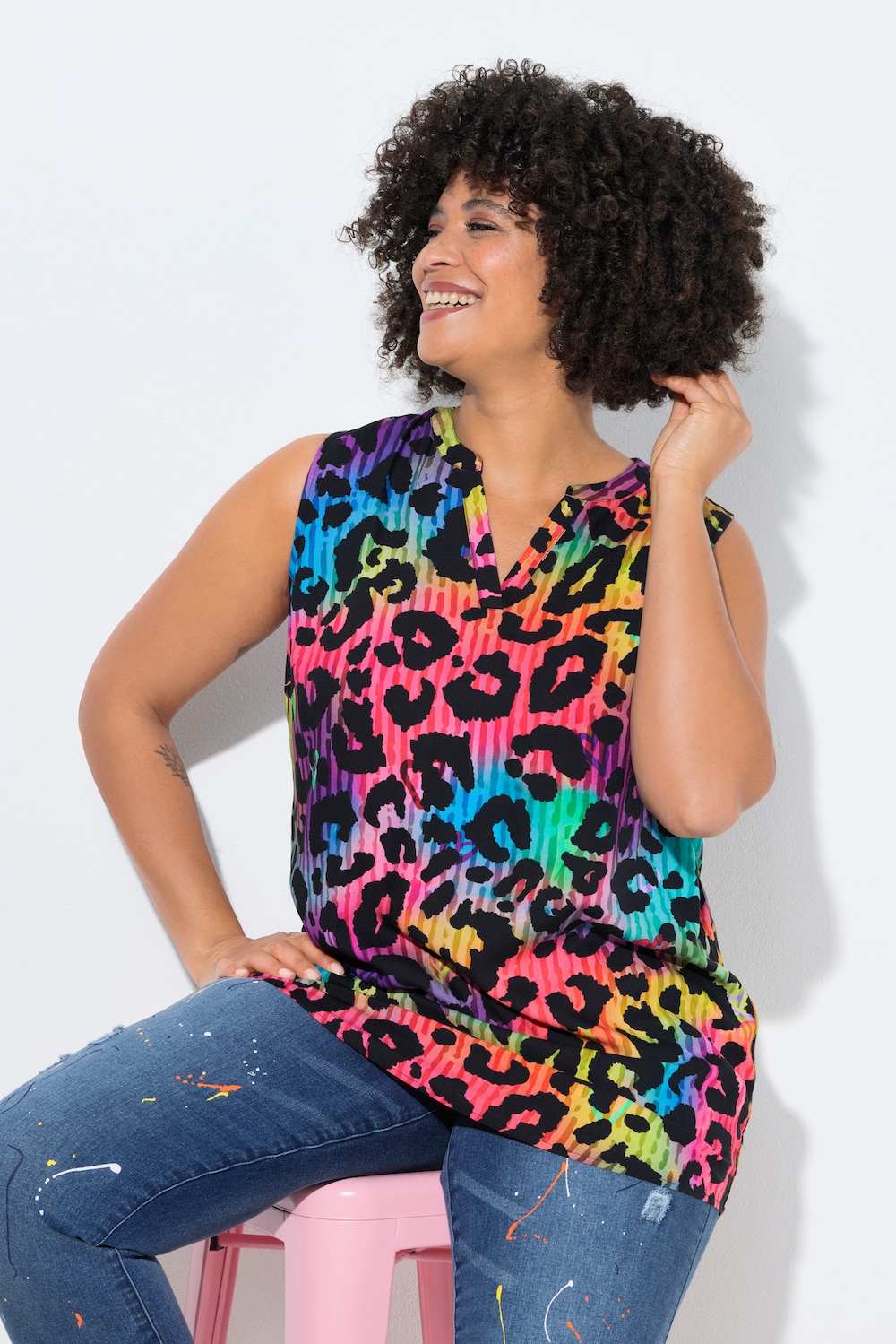 Bluse, ærmeløs, farverigt leopardprint, tunikaudskæring