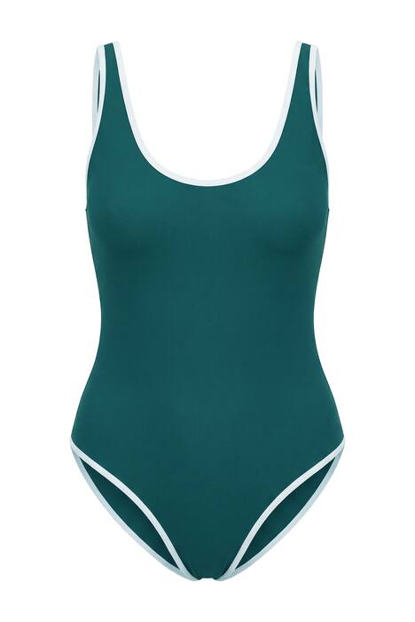 Plavky, lemovka, měkké košíčky, tvarující