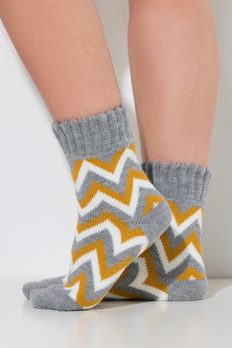 Zigzag Knit Socks