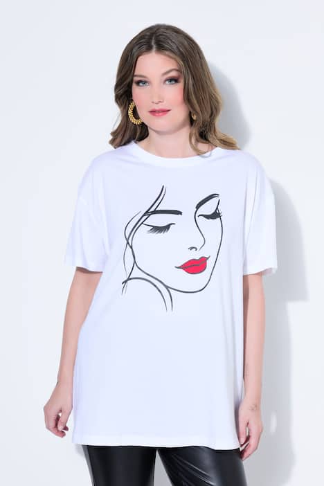 T-shirt dal taglio squadrato con design femminile e mezze maniche