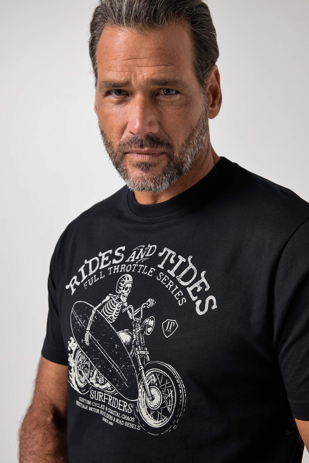 Stora storlekar T-shirt med kort ärm och print på bröstet, Her, svart, storlek: 6XL, Bomull, JP1880