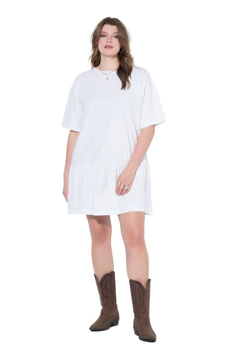 Žerzejové šaty, áčkový střih, volán na spodním lemu, polo rukávy