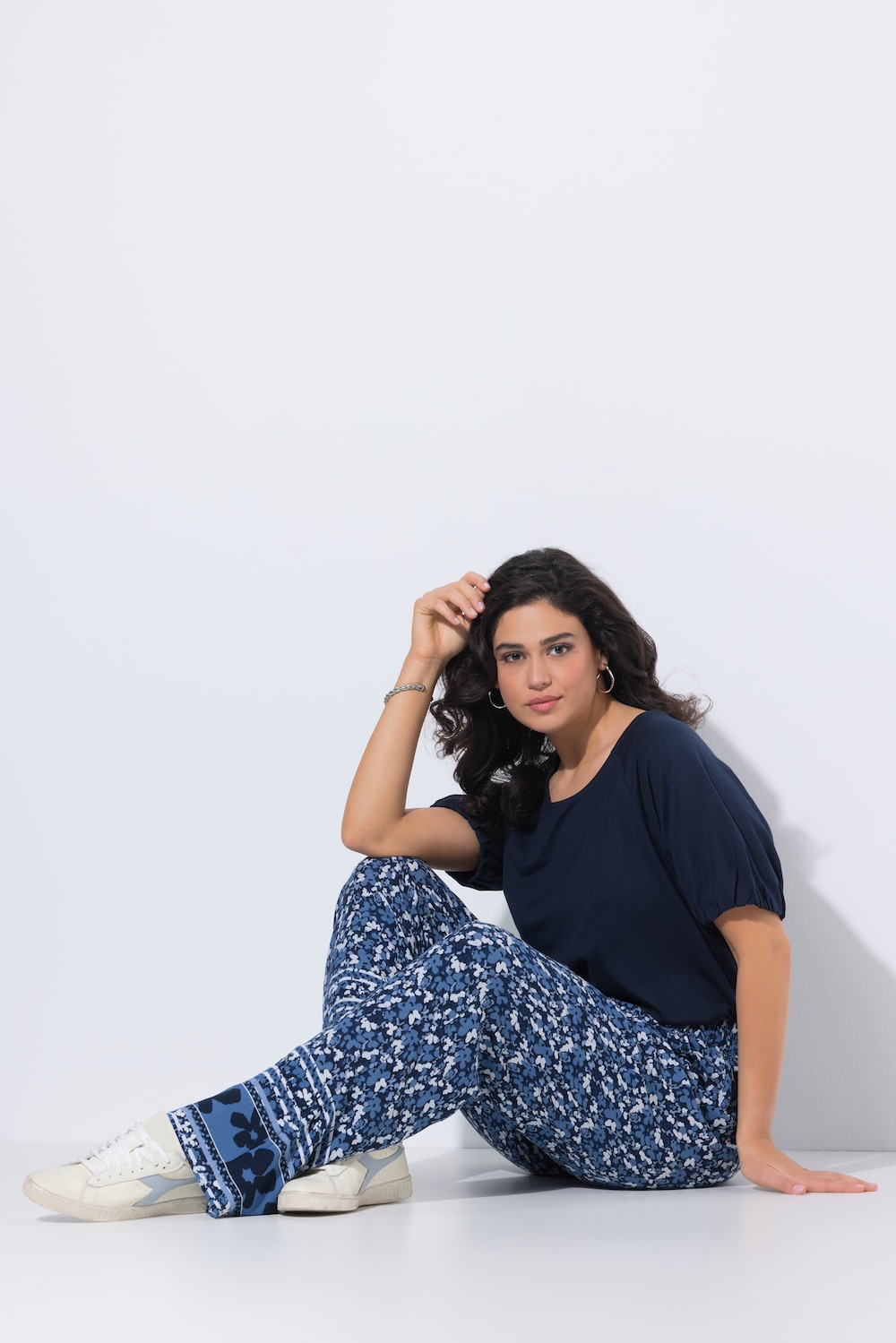 Wijde broek Rose, bloemen, wijde pijpen, elastische tailleband