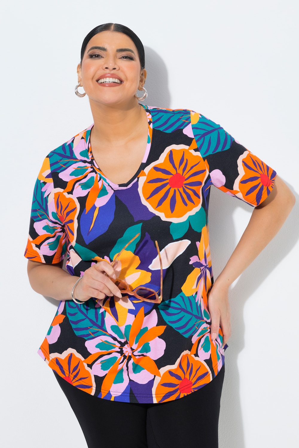 T-shirt, bloemen, V-hals, korte mouwen