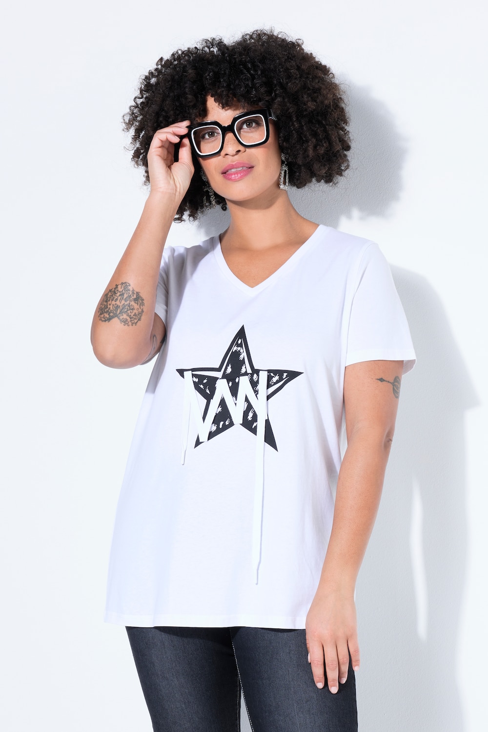 T-Shirt, Komfort Fit, Stern mit Zierbändern