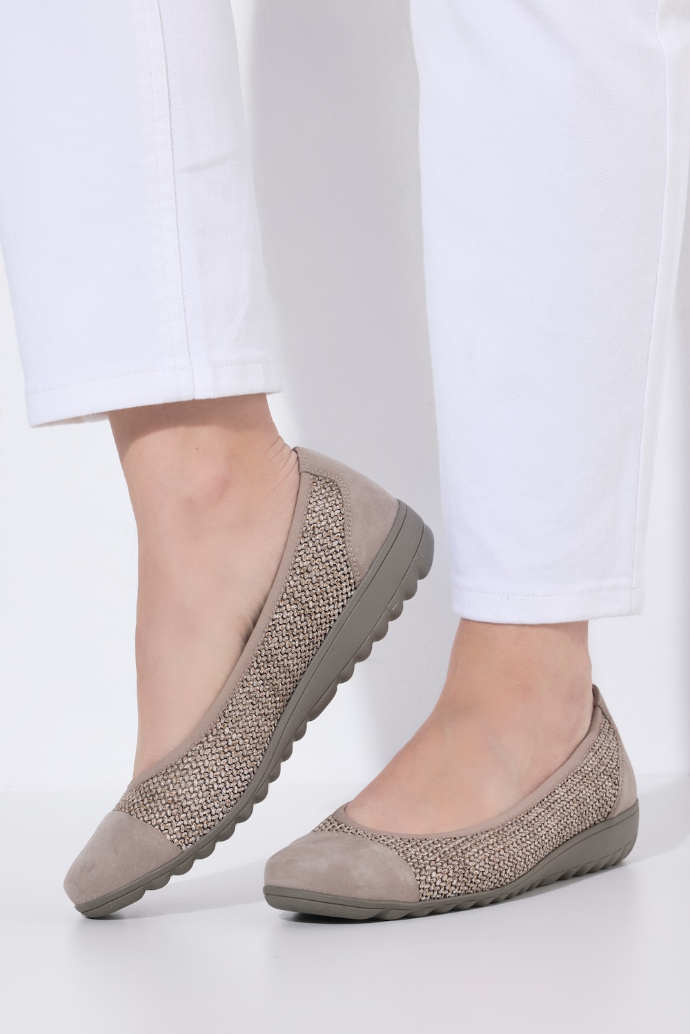 Caprice Ballerinas, geflochten, Lederoptik-Details, Weite G