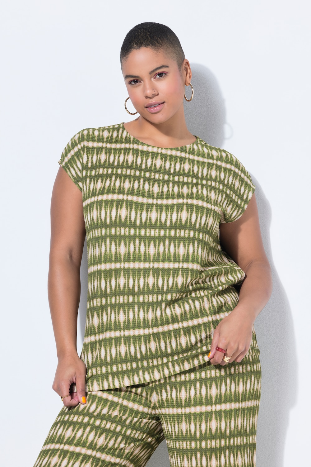 Top, oversized, Struktur und Print, ärmellos