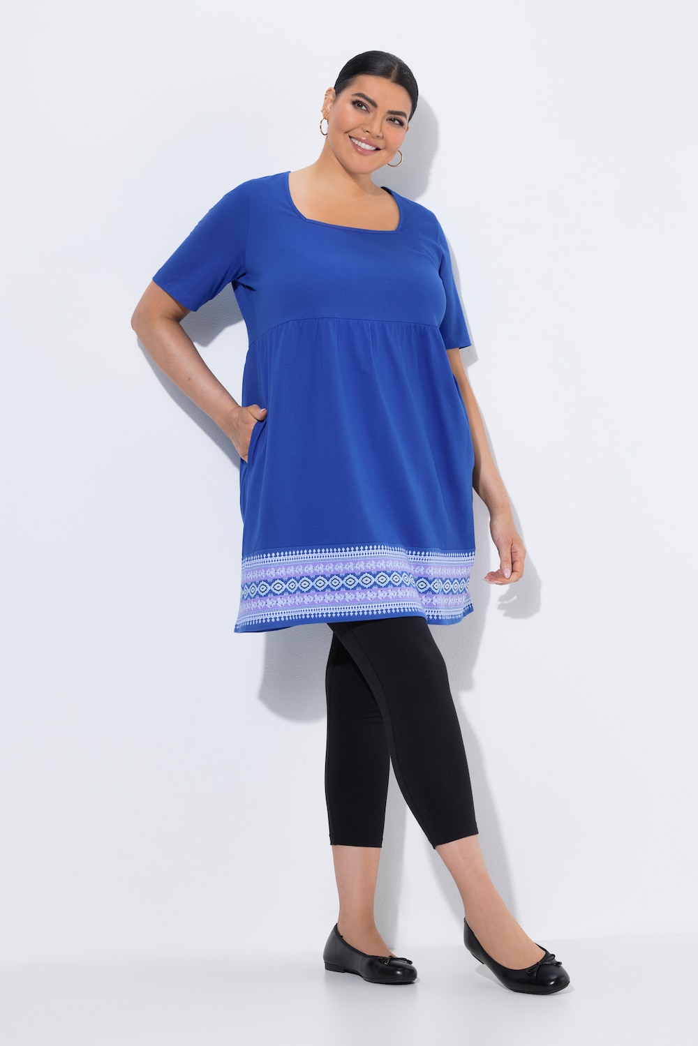 Longshirt, Bordürendruck, Carré-Ausschnitt, Halbarm