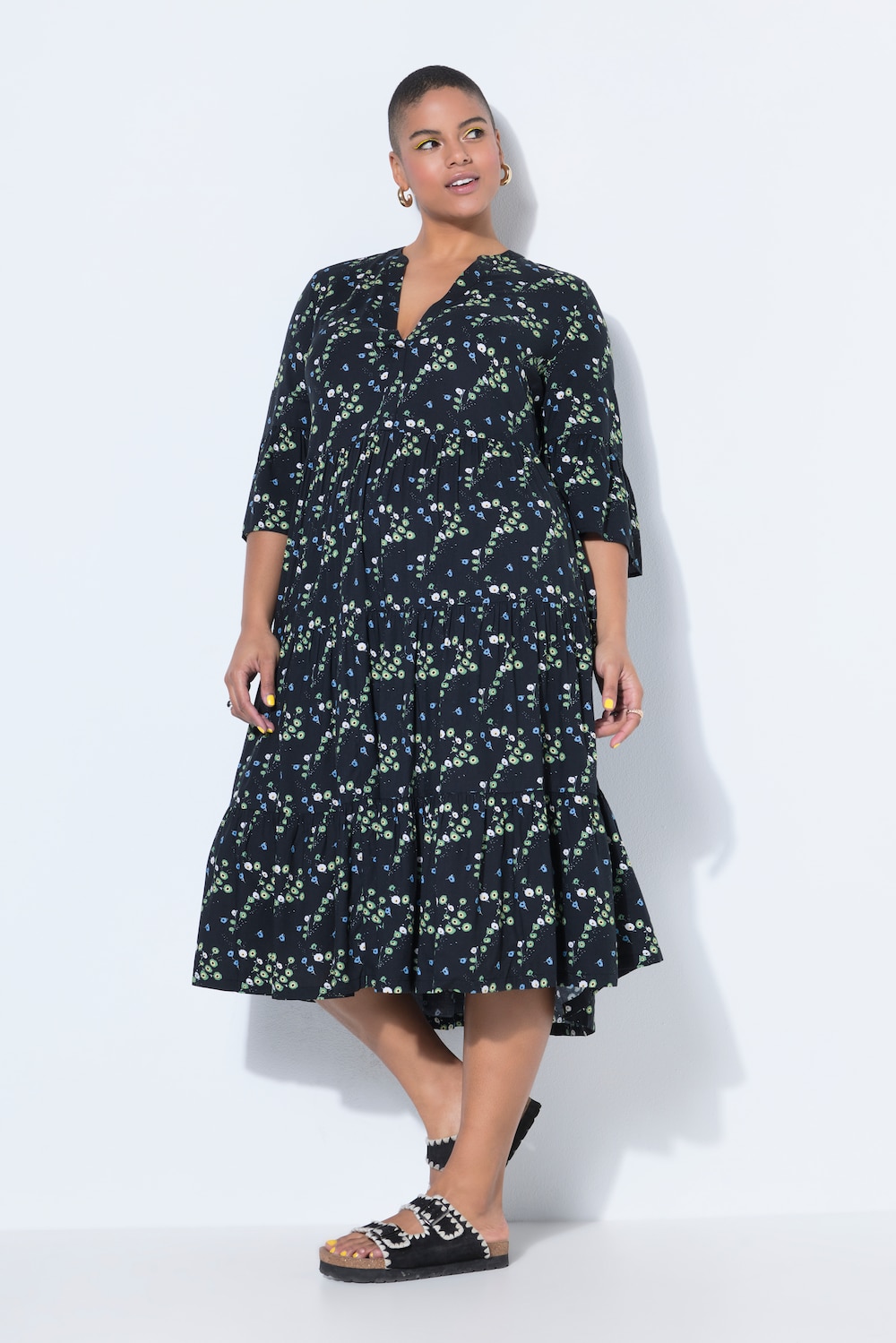 Midi-Kleid, Alloverprint, V-Ausschnitt, Volants