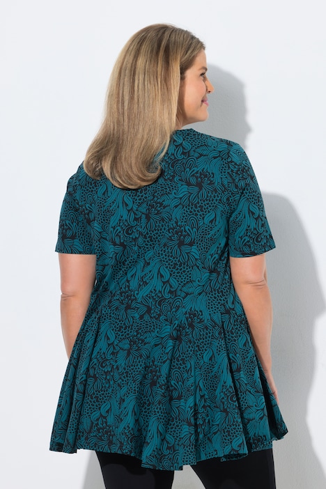 Camiseta larga, pliegues godet, escote de túnica, media manga