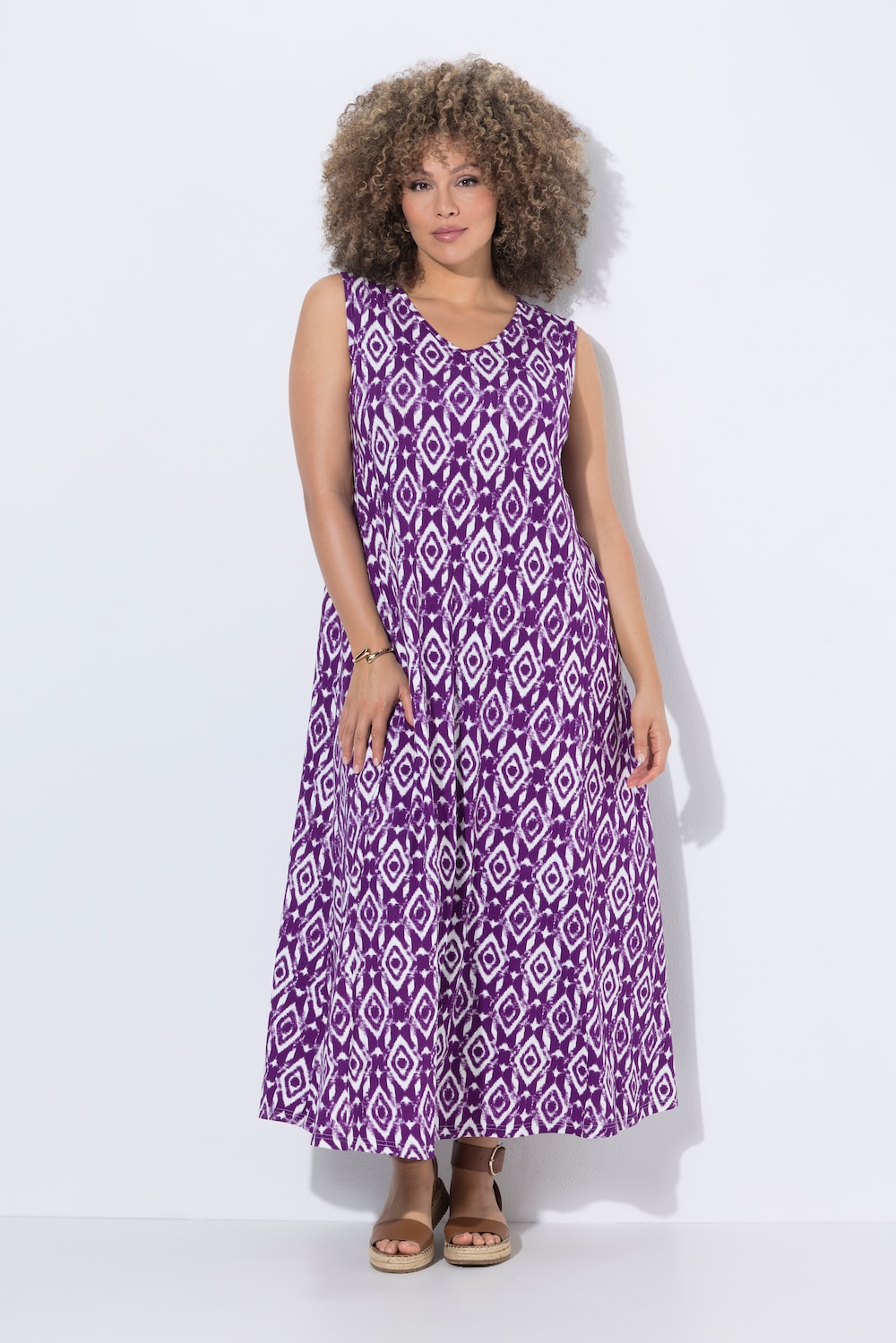 Maxi-jurk, grafische print, V-hals, mouwloos