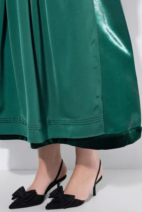 Samt-Dirndl, Carré-Ausschnitt, abnehmbare Flügelärmel