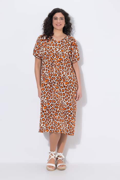 Mousseline jurk, luipaardpatroon, A-lijn, V-hals, korte mouwen