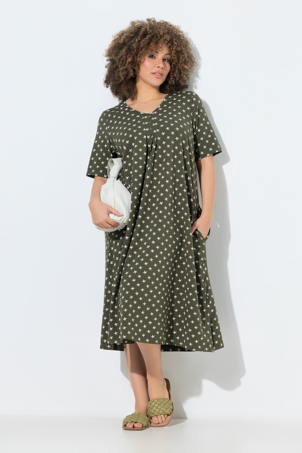 Midikleid, Sterne, V-Ausschnitt, Halbarm, Taschen