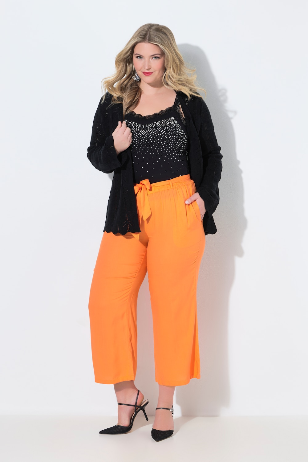 Culotte, weites, gerades Bein, Bindegürtel