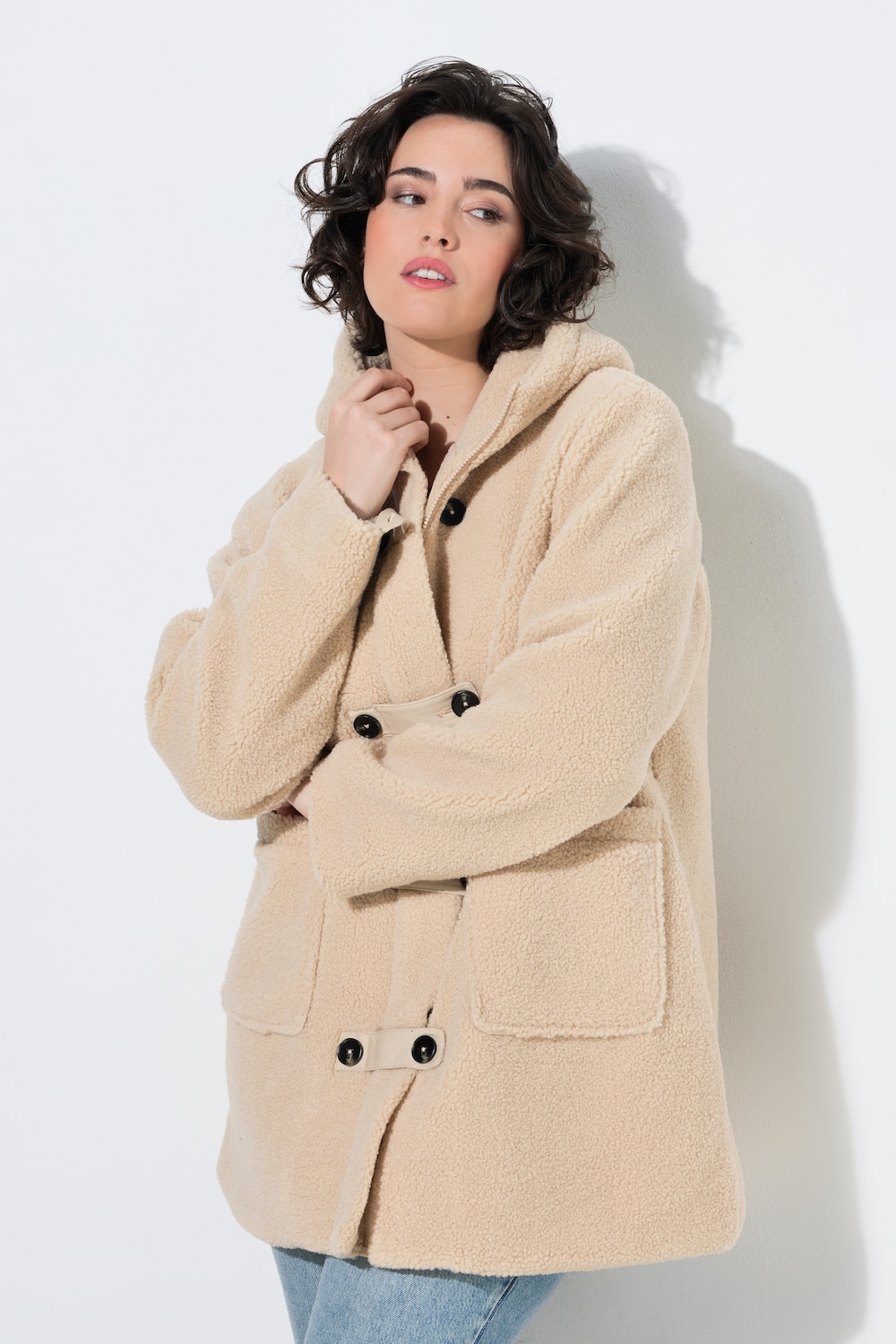 Teddy-Jacke, A-Linie, Kapuze, Knebelknöpfe