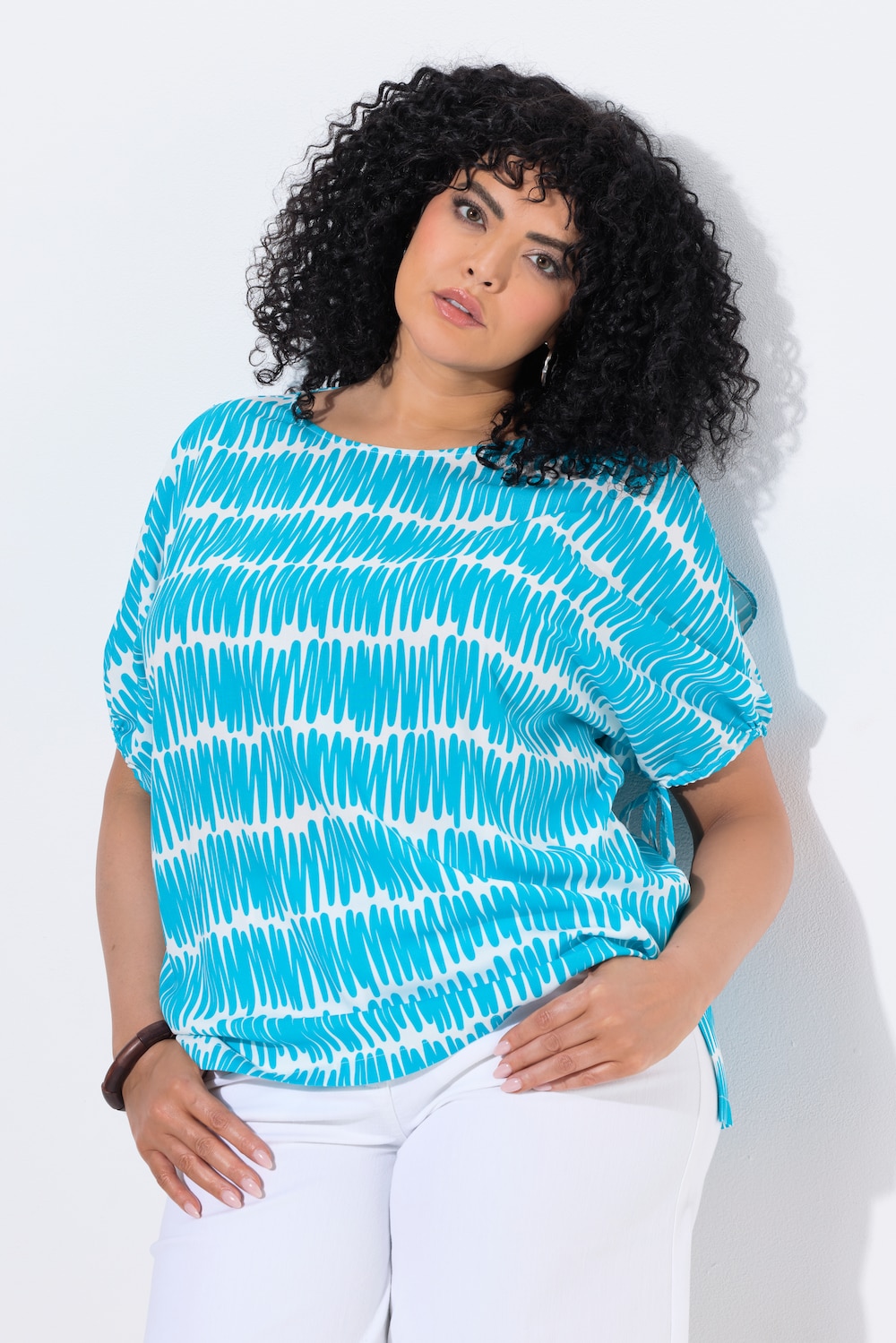 Blouse, oversized, V-hals, korte mouwen