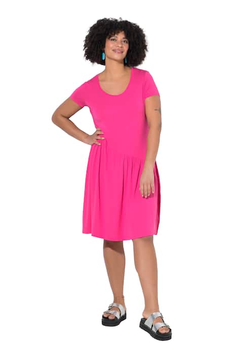 Žerzejové šaty, šikmý šev v pase, krátké rukávy