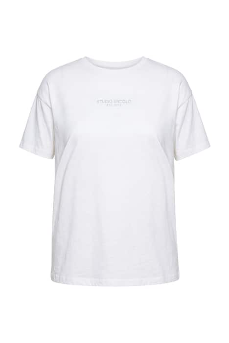 Tričko, oversize střih, Odvážný detail