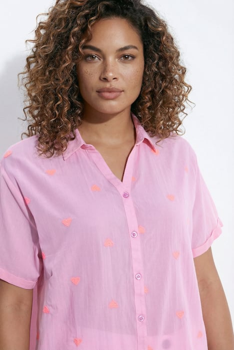 Bluse, oversized, neon jordbærbroderi, halve ermer