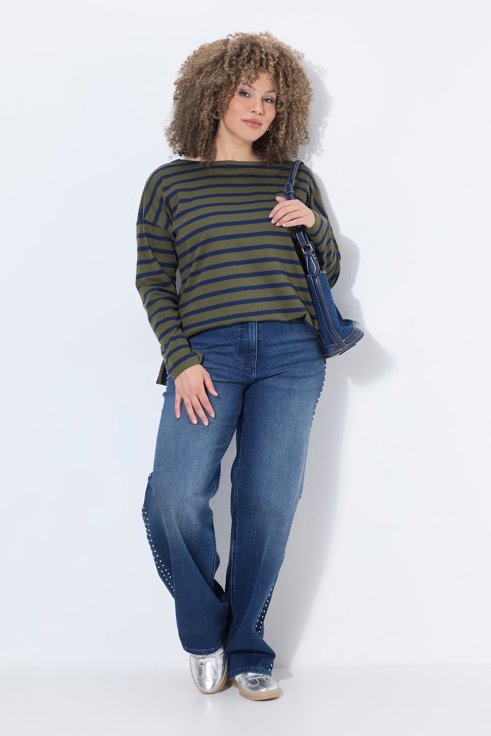 Jeans Mary, Ziernieten, weites Bein, Wascheffekte, Stretch