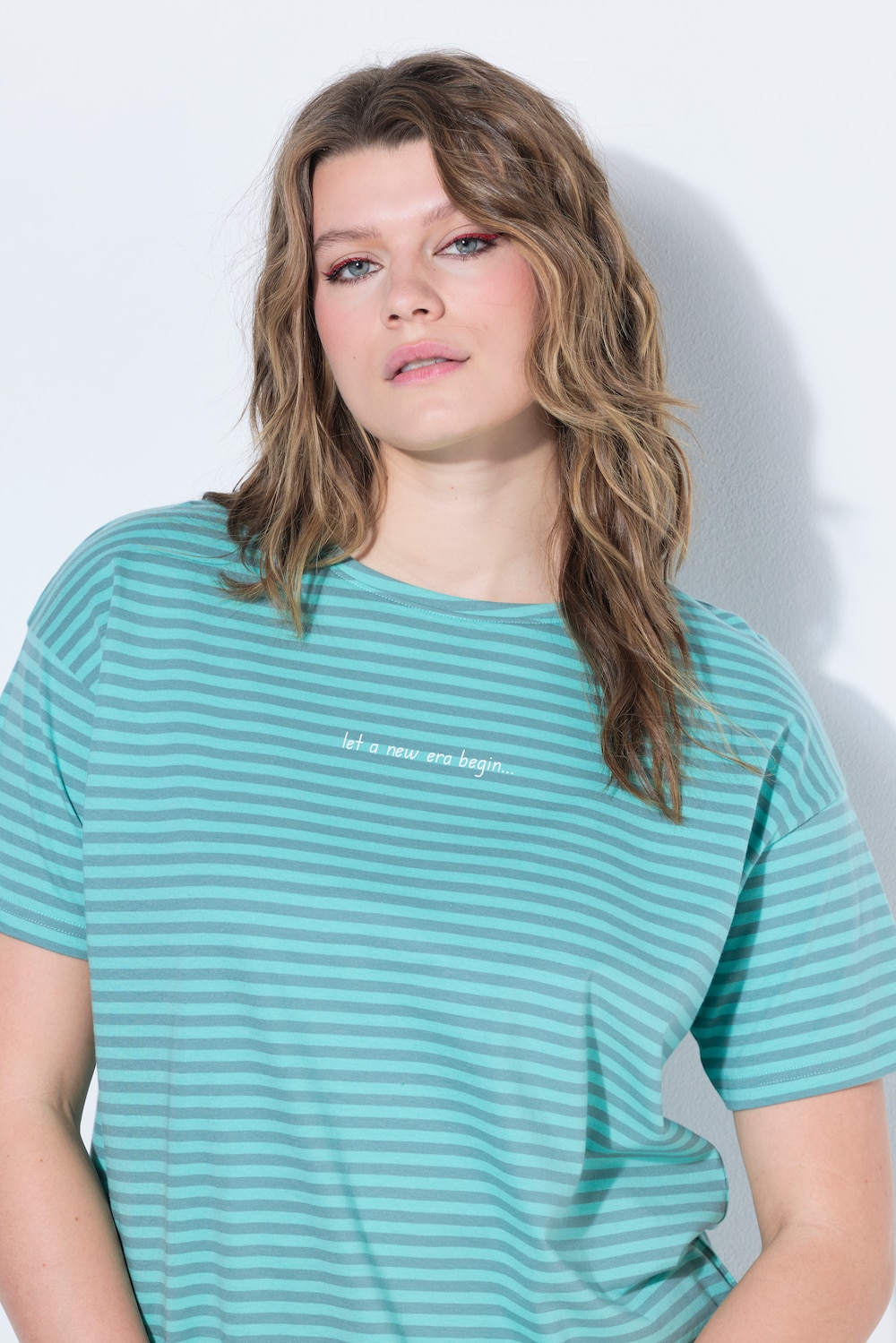 T-shirt, oversized, strepen, statement