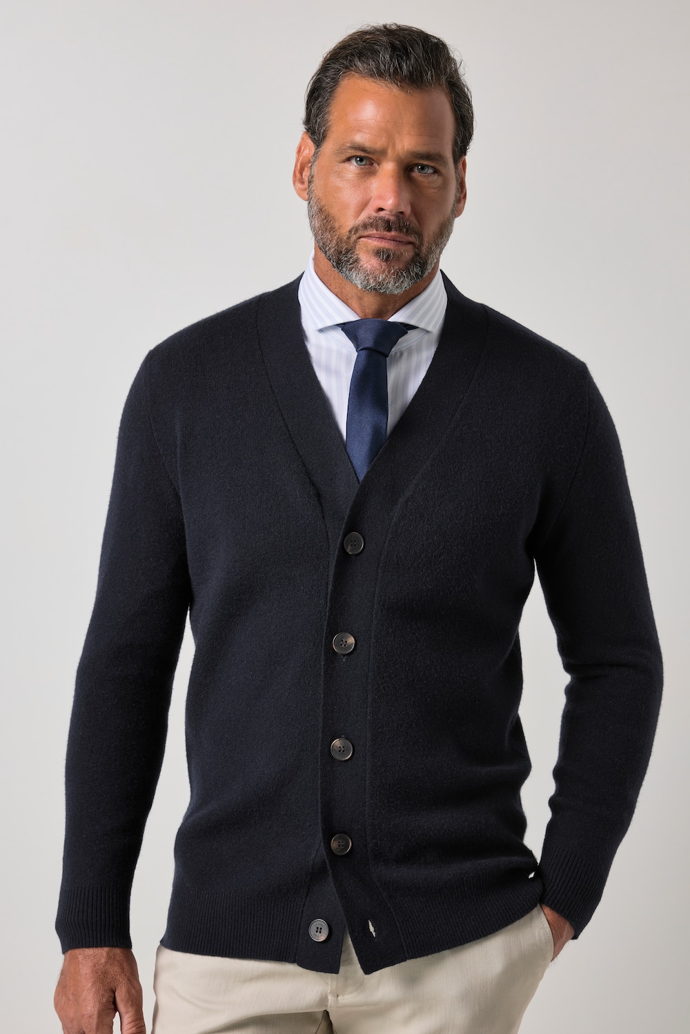 Cardigan, strik i uldblanding, V-udskæring, op til 7 XL