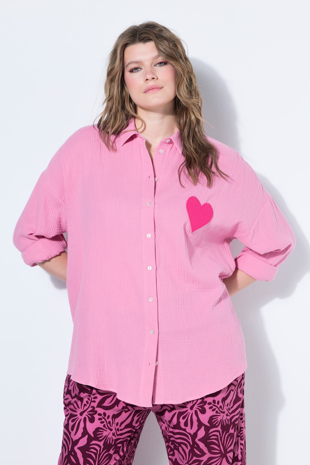 Bluse, oversized, Musselin, Heart-Patch