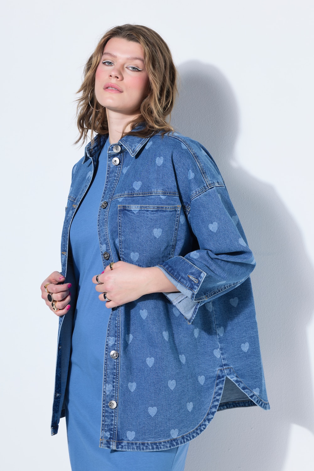 Denimskjorte med hjerteprint