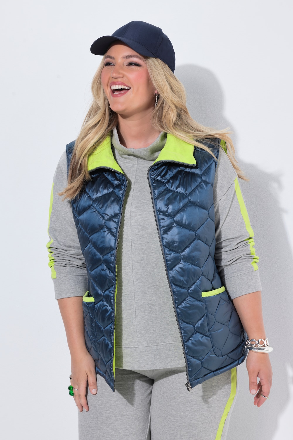 Steppweste, Cord-Einfassungen, Hemdkragen, Zipper