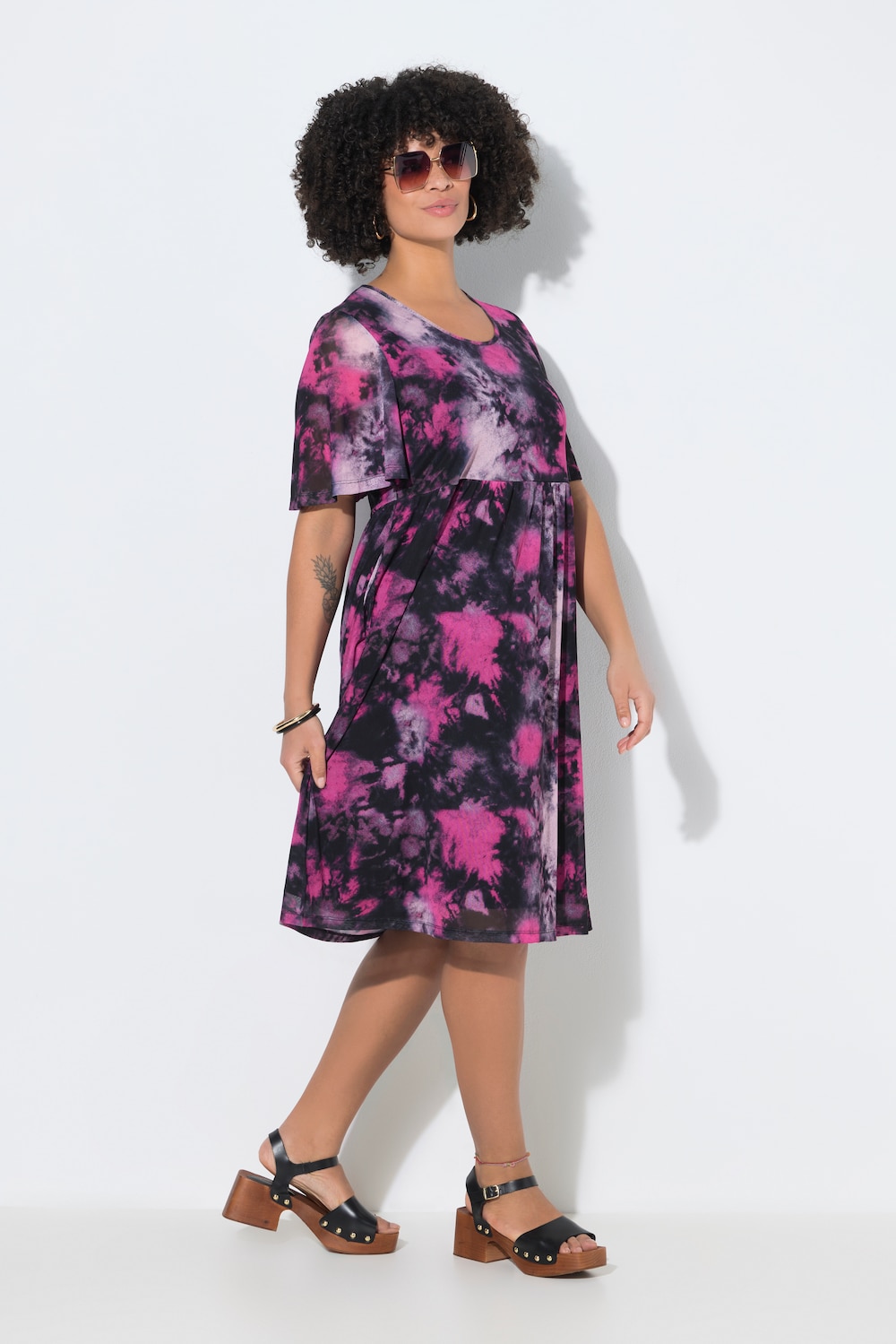 Mesh jurk, A-lijn, batikmotief, onderjurk