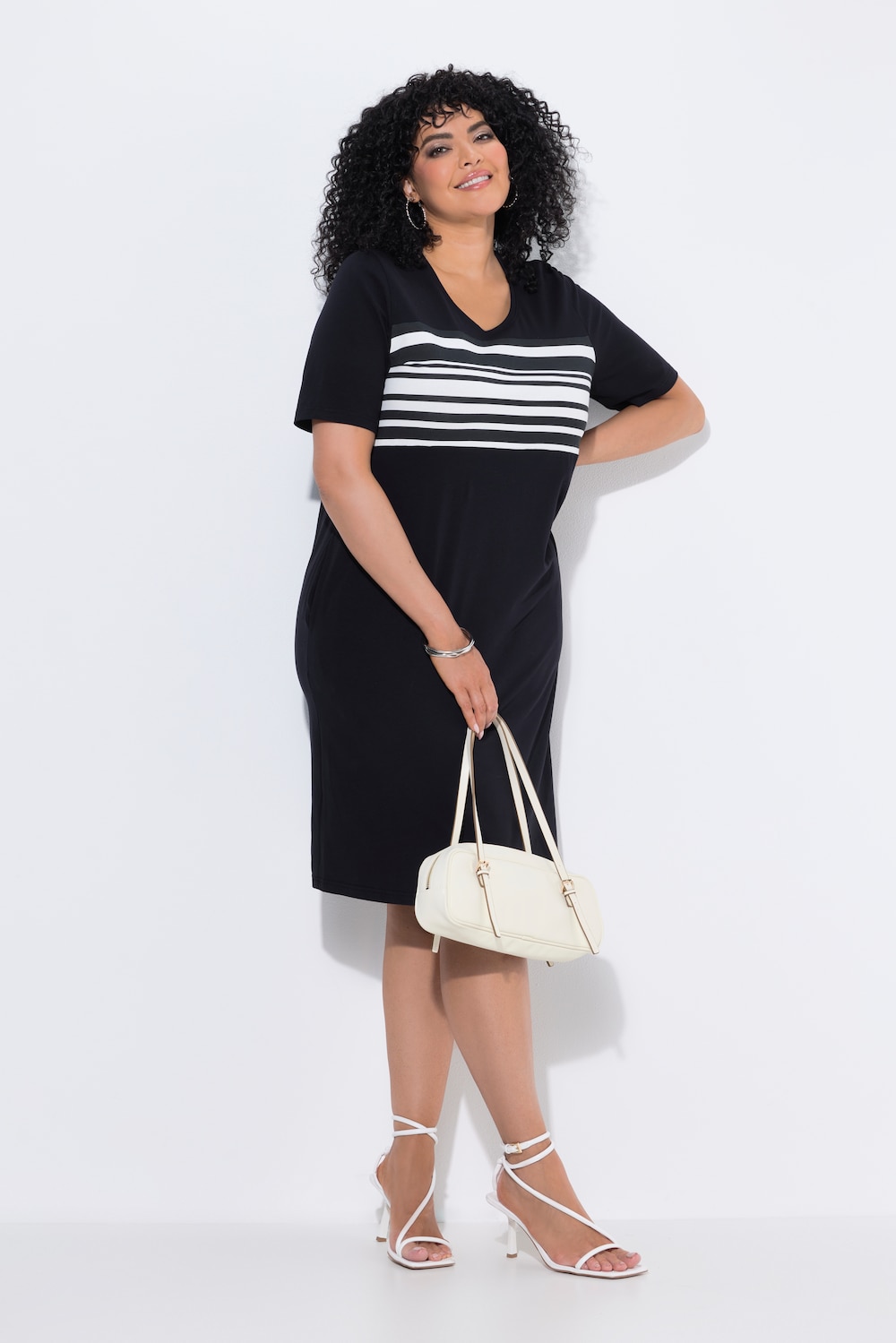 Jerseykleid, Streifeneinsatz, Rundhals, Halbarm