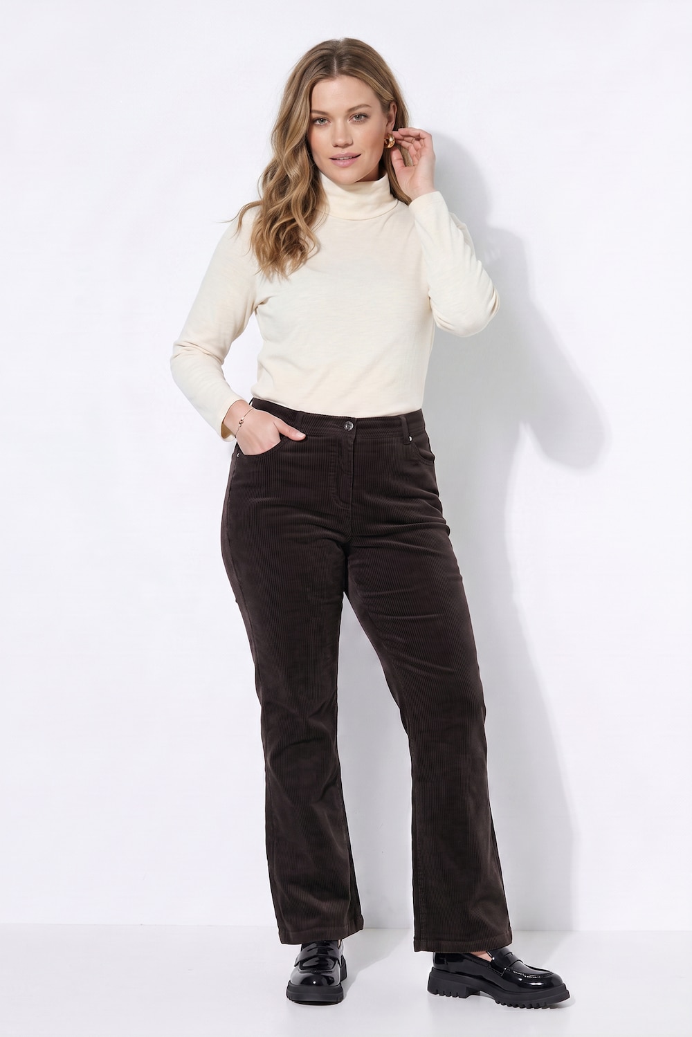 Corduroy broek Marie, bootcut, comfortabele tailleband, biologisch katoen
