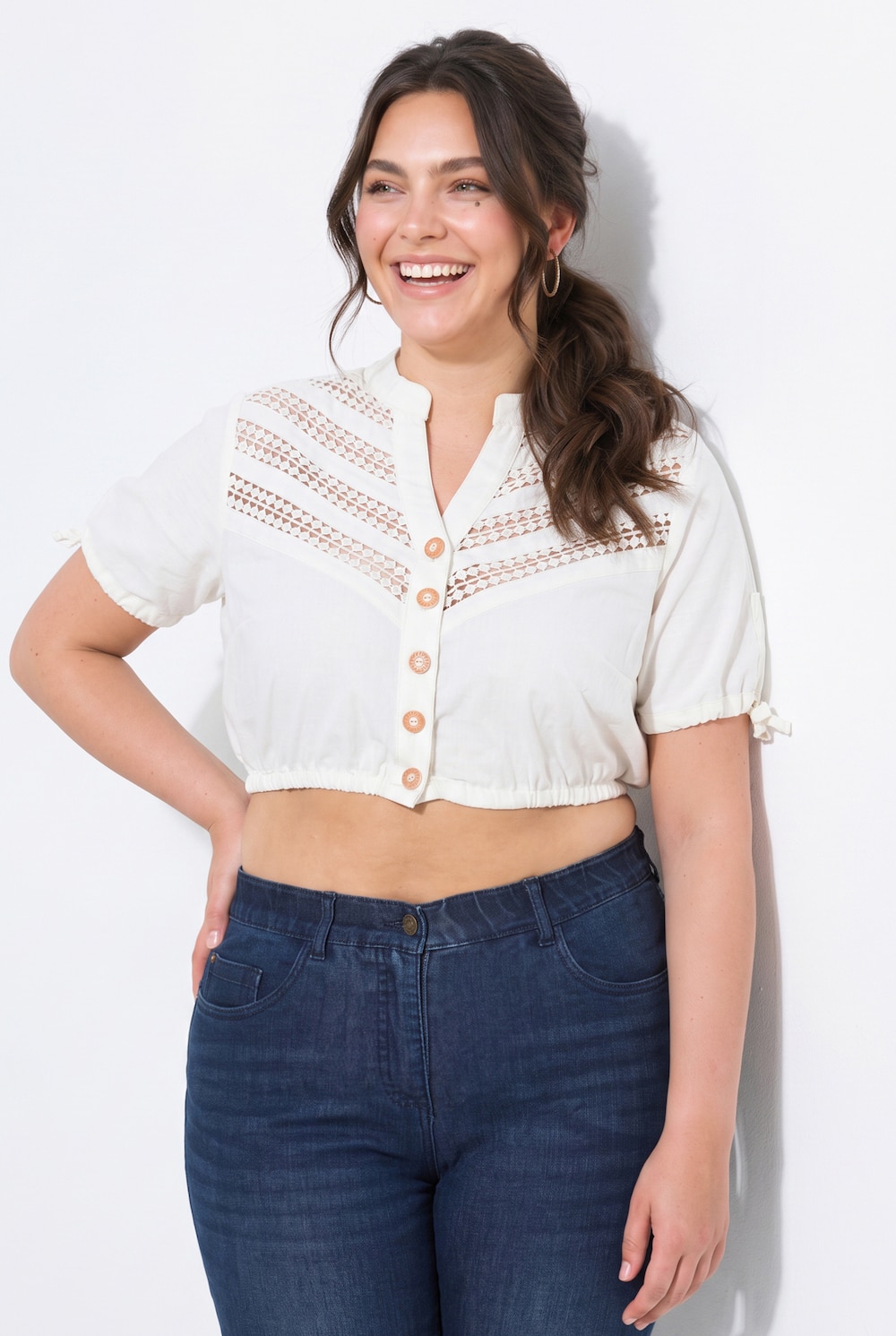 Dirndl blouse, kant, opstaande kraag, V-hals, korte mouwen