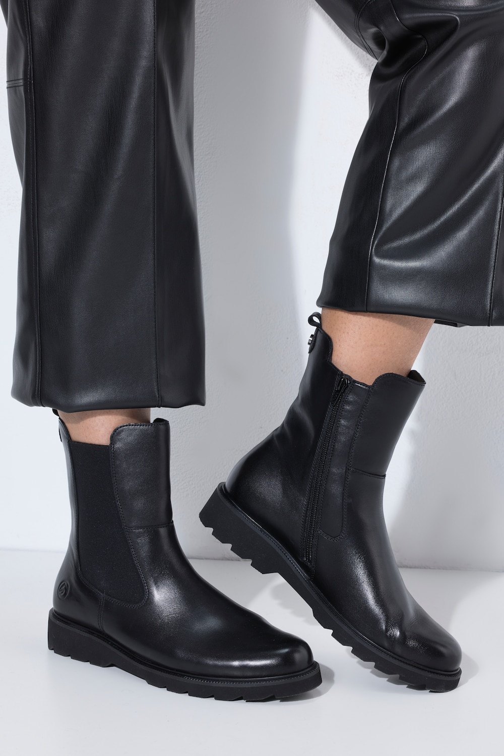 Remonte Leder-Chelseaboots, Wechselfussbett, Weite H