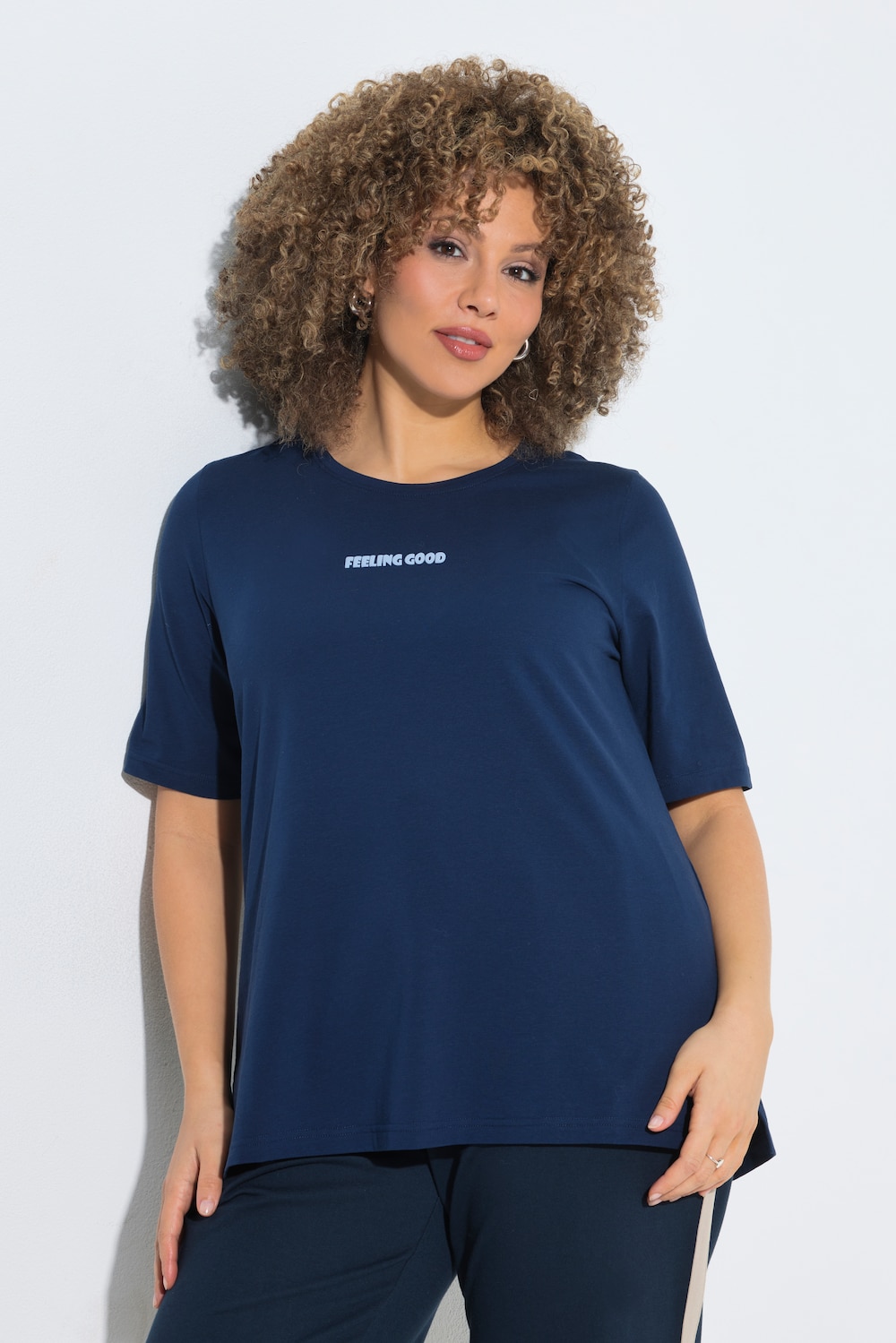 T-shirt med motivtryk, klassisk pasform og rund hals