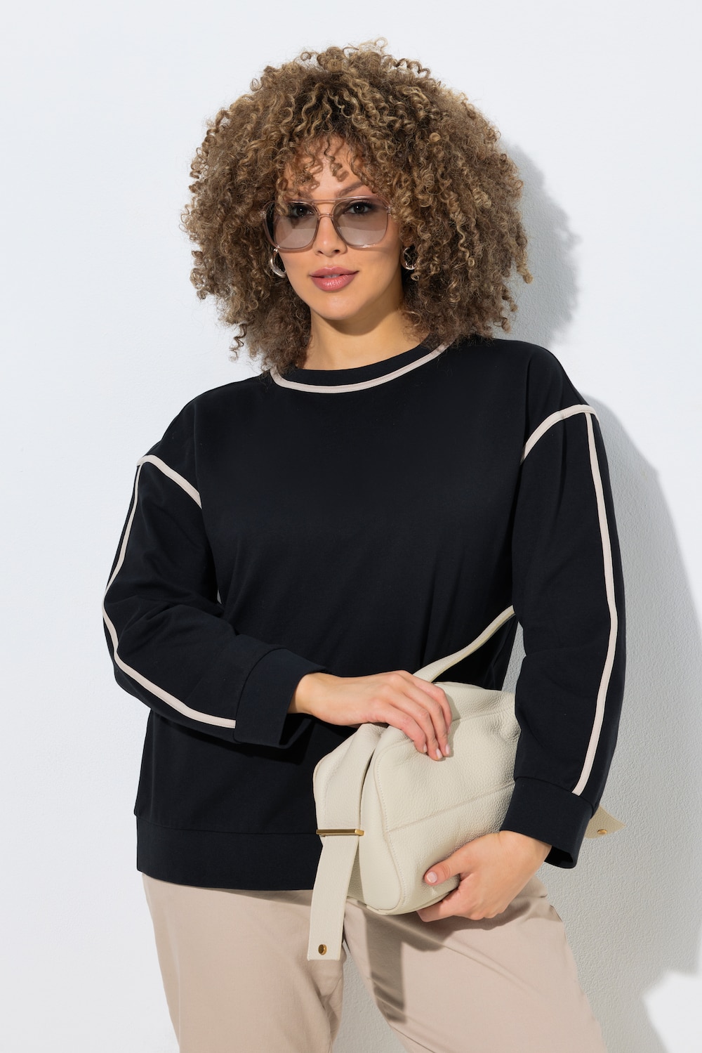 Trui, decoratieve strepen, klassieke stijl, ronde hals, lange mouw