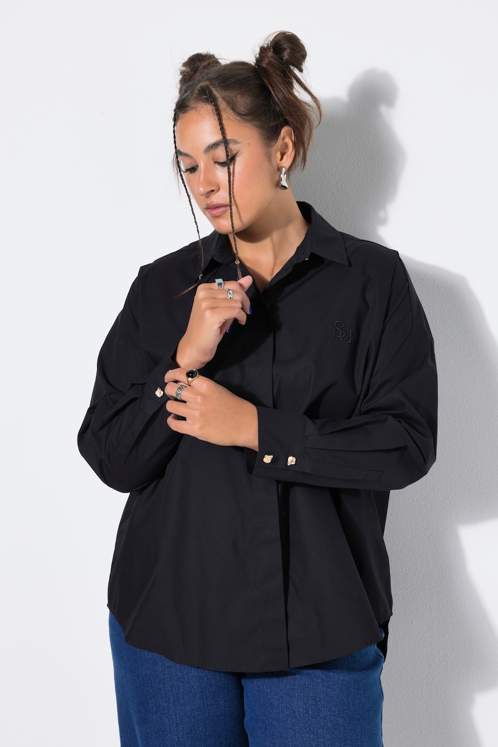 Overhemdblouse, oversized, SU-borduursel, manchetten met goudkleurige knopen