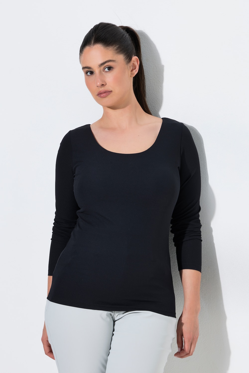 BH-shirt, slim, ronde hals, lange mouwen