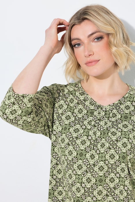 Floral Tile Print 3/4 Sleeve Tee