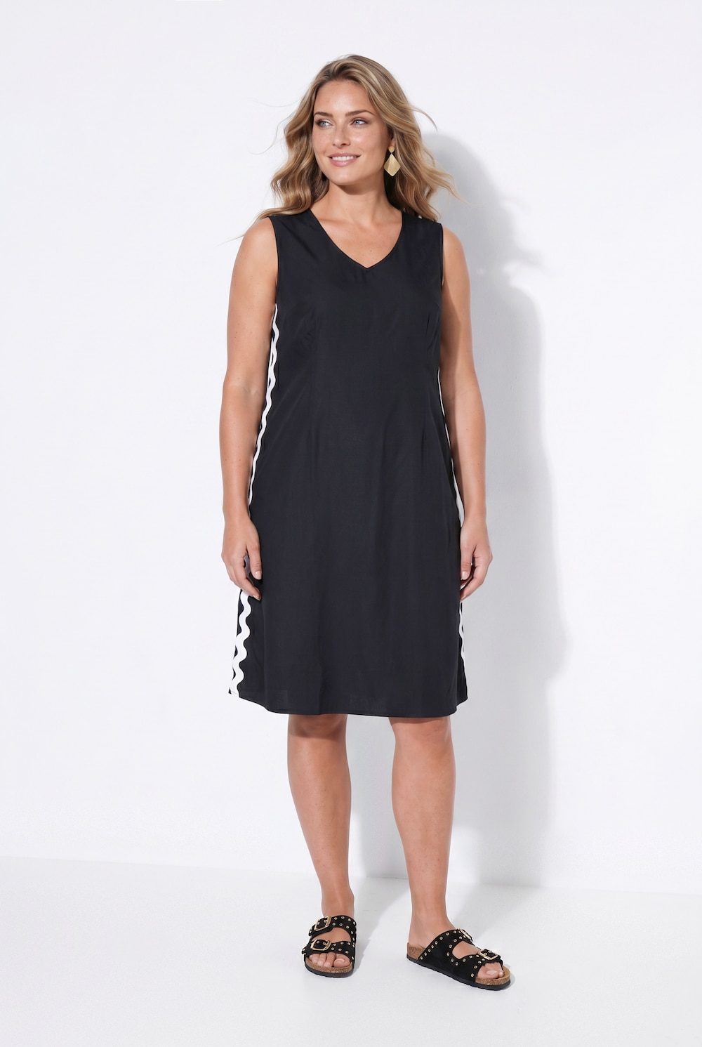 Maxikleid, A-Linie, seitliches Wellenband, Seitenschlitze