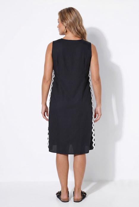 Maxikleid, A-Linie, seitliches Wellenband, Seitenschlitze