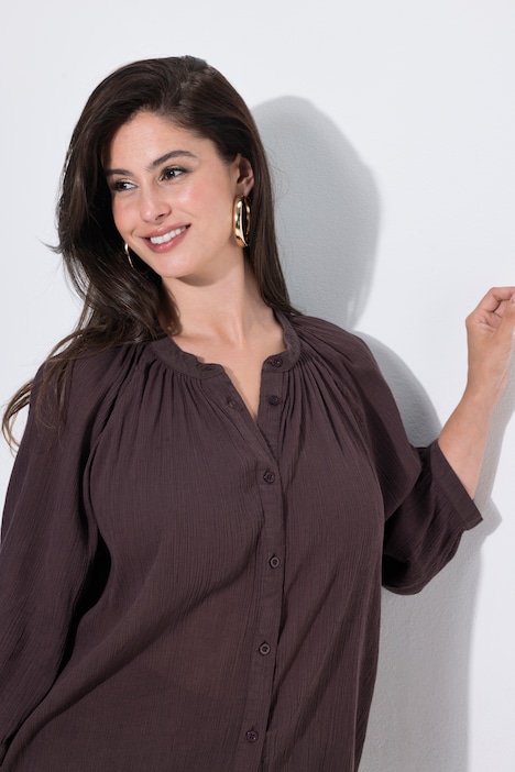 Blusa de crespón, amplia, cuello alzado, manga 3/4 de murciélago